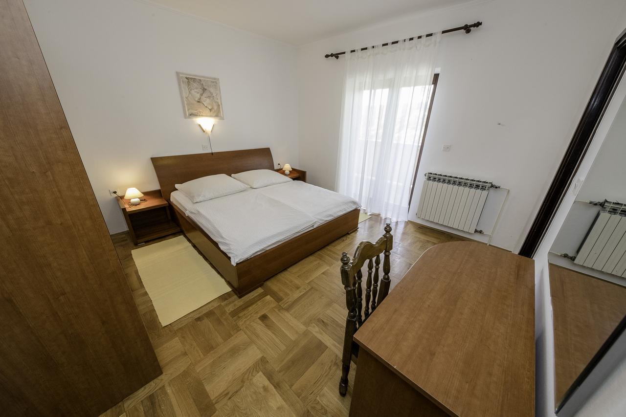 Apartments Dedic Supetarska Draga Exterior foto